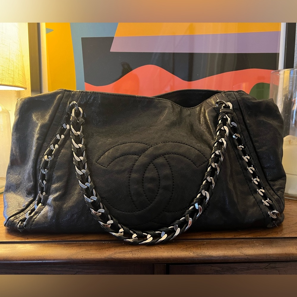 Chanel Coco Cabas leather tote